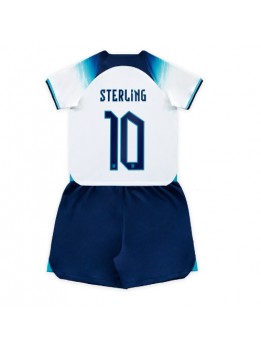 Otroški Nogometna dresi replika Anglija Raheem Sterling #10 Domači SP 2022 Kratek rokav (+ hlače)